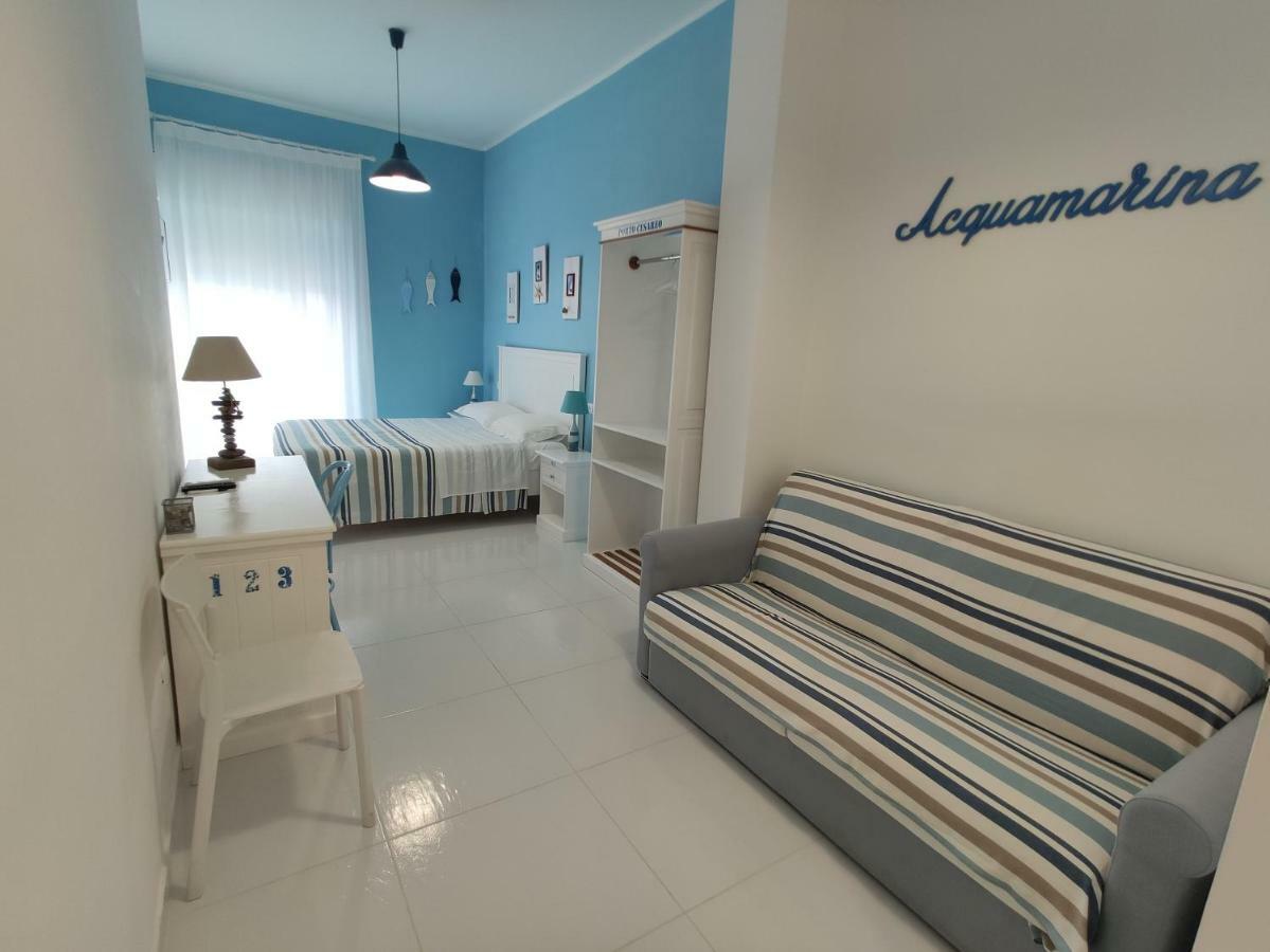 Latino Rent Room B&B Vista Mare Порто-Чезарео Екстер'єр фото